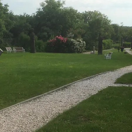 فندق مبيت وإفطار Bakony Panzio Tótvázsony